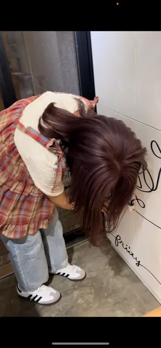 ミディアム カラー 東 晴菜のヘアスタイル