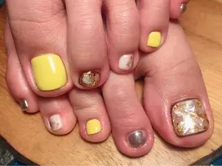 ネイル ｱｲﾗｯｼｭ ﾈｲﾙ ｻﾛﾝ つけるのマツエク・マツパデザイン