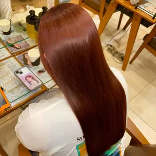 カラー 高橋 陽那のヘアスタイル