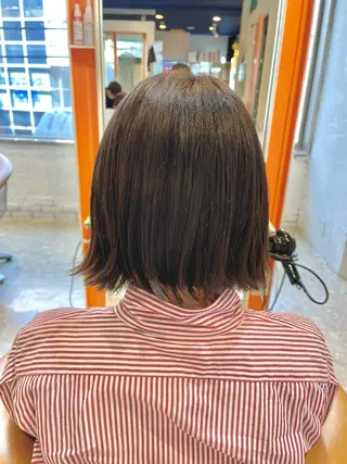 ミディアム うしだ かおるのヘアスタイル