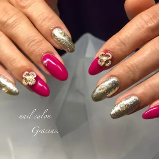 ネイル Gracias. rieのネイルデザイン
