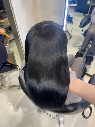 ロング にこ🐻‍❄️🫧 透明感カラー🤍のヘアスタイル