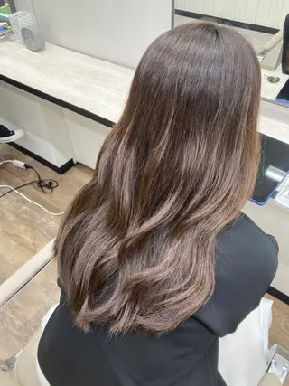 セミロング 🌸栄/髪質改善 透明感/ムラカミ🌸のヘアスタイル