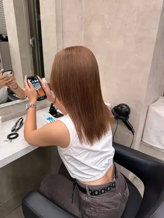 ミディアム カラー ヘアアレンジ 顔まわりカット の達人のヘアスタイル