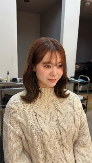 ミディアム H by shiomih所属・藤原 楓愛/shiomiHのヘアスタイル