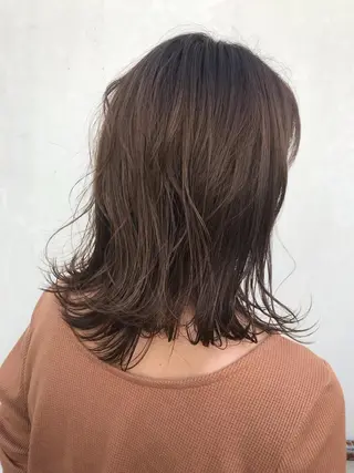 セミロング カラー 【カラーリスト】 Likka.のヘアスタイル