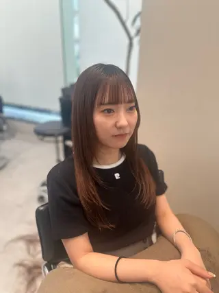 セミロング カラー ミオ💎透ける暗髪/ ブリーチなしWカラーのヘアスタイル