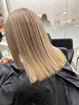 ミディアム カラー alpha. カラーエクステ下妻のヘアスタイル