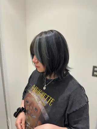 ミディアム カラー ﾃﾞｻﾞｲﾝｶﾗｰ Mirutayaのヘアスタイル