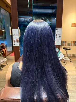 ロング 山口 翼のヘアスタイル