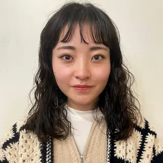 セミロング パーマ ホリケ アオイのヘアスタイル