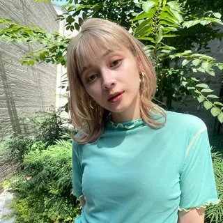 ショート カラー ♥️ブリーチ/ボブ/ レイヤー♥️maiのヘアスタイル