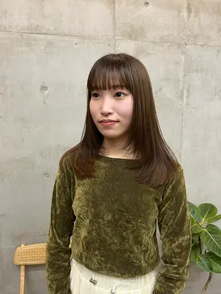 セミロング カラー SALT WATER所属・🫐 𝐌𝐚𝐨 🫐似合わせcutのヘアスタイル