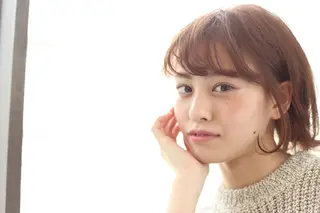 ミディアム 宮内 真乃のヘアスタイル