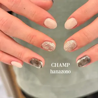 ネイル 青山 優鈴のネイルデザイン