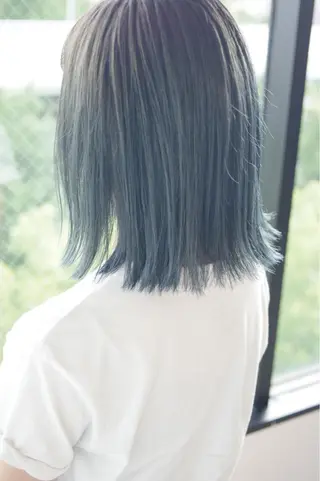 ミディアム カラー 🌈ディレクター🌈 徳松優希のヘアスタイル