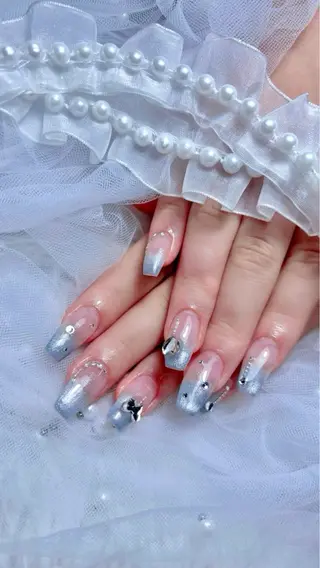 ネイル 辻崎 来里のネイルデザイン