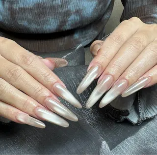 ネイル Kaka_ パラジェル、長さだしのネイルデザイン