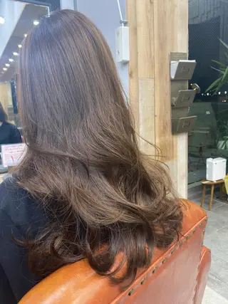 ロング SALOWIN梅田茶屋町Suite店所属・韓国美容室出身 🌹Sana/梅田のヘアスタイル