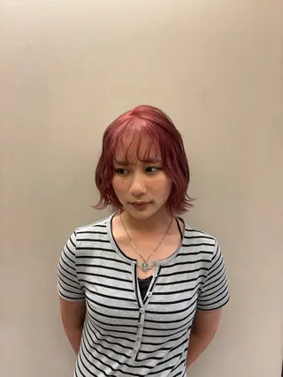 ショート 🐈‍⬛ブリーチ カラー特化🐈‍⬛彩のヘアスタイル