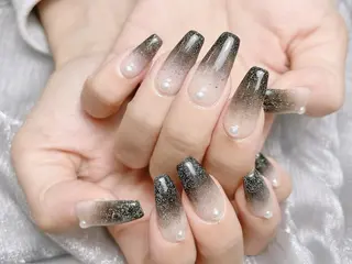 ネイル Elegantb eautyトウのネイルデザイン