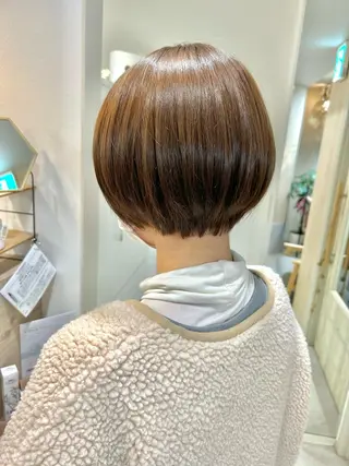 ショート カラー 西 めぐみのヘアスタイル