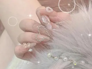 ネイル へぜリヒ ·もものネイルデザイン