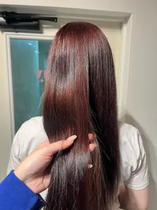 カラー annuy aoiのヘアスタイル