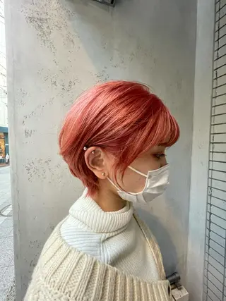 ショート カラー イマイ リサのヘアスタイル