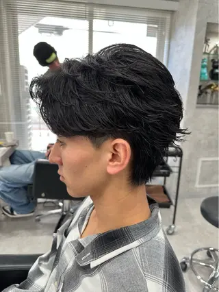 ショート パーマ メンズ ユウ🪄 パーマ指名No1のヘアスタイル