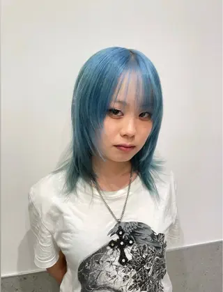 セミロング GO TODAY SHAiRE SALON 原宿本店所属・REINA/ブリーチ /ハイトーン/原宿のヘアスタイル