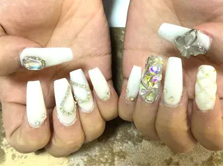 ネイル plaisir所属・plaisir プレジールネイルのネイルデザイン