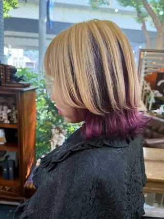 ミディアム モモカ/ハイトーン /バレイヤージュのヘアスタイル