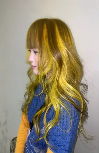 ロング カラー 栗山 瑠花のヘアスタイル