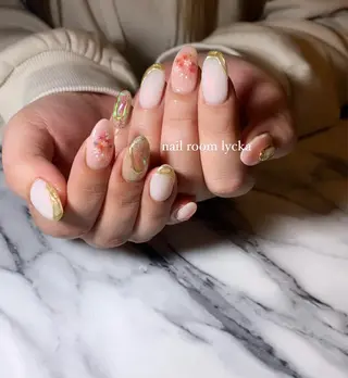 ネイル ﾈｲﾙﾙｰﾑﾘｯｶ 𝐦𝐚𝐲𝐮のネイルデザイン