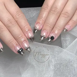 ネイル Maggie Nail🦩のネイルデザイン