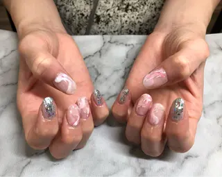 ネイル morelia nailsalon 京橋店所属・ri naのネイルデザイン