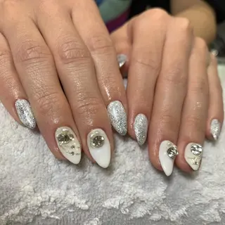 ネイル J. NAILのネイルデザイン