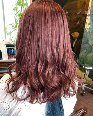 セミロング FURUSHO所属・山根 賢樹のヘアスタイル