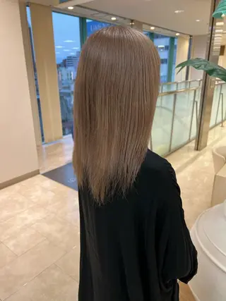 セミロング カラー ハイトーン/ウルフ /レイヤー/坂野幸伸のヘアスタイル