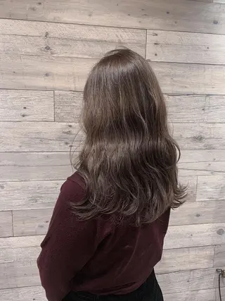 ロング カラー MAEUL NAGOYA所属・村松萌/ レイヤーカットのヘアスタイル