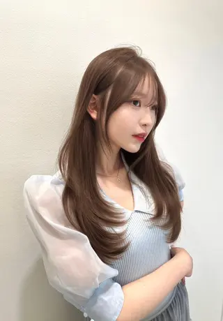 カラー 秋冬トレンドカラー 🩶韓国透明感🩶のヘアスタイル