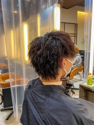 パーマ メンズ スパイラル波巻き パーマ井本汰壱のヘアスタイル