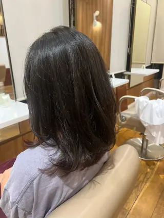 ミディアム 村中 逸紀のヘアスタイル