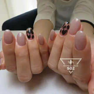 ネイル S02 𝙲𝚑𝚒𝚎のネイルデザイン