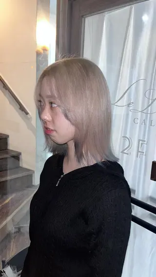 ミディアム 愛梨/ハイトーン /韓国/ダメージレスのヘアスタイル