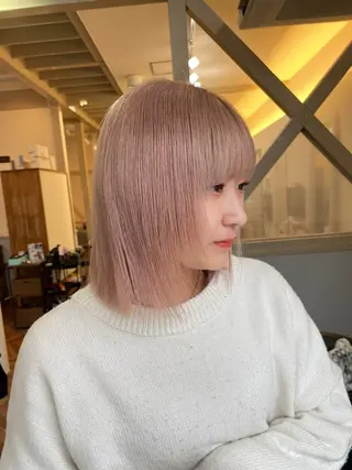 ミディアム moe🥣ﾚｲﾔｰ ｶｯﾄ/透明感ｶﾗｰのヘアスタイル