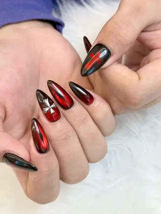 ネイル Luxe Nailのネイルデザイン