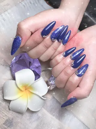 ロング ネイル 《LB》ラブリエ Nail&eyeのマツエク・マツパデザイン