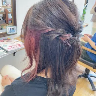 ミディアム カラー 大野 まゆのヘアスタイル